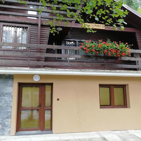 Apartmán Zebra Ruzomberok Exterior foto